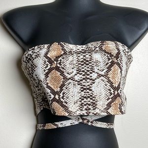 Snake print top